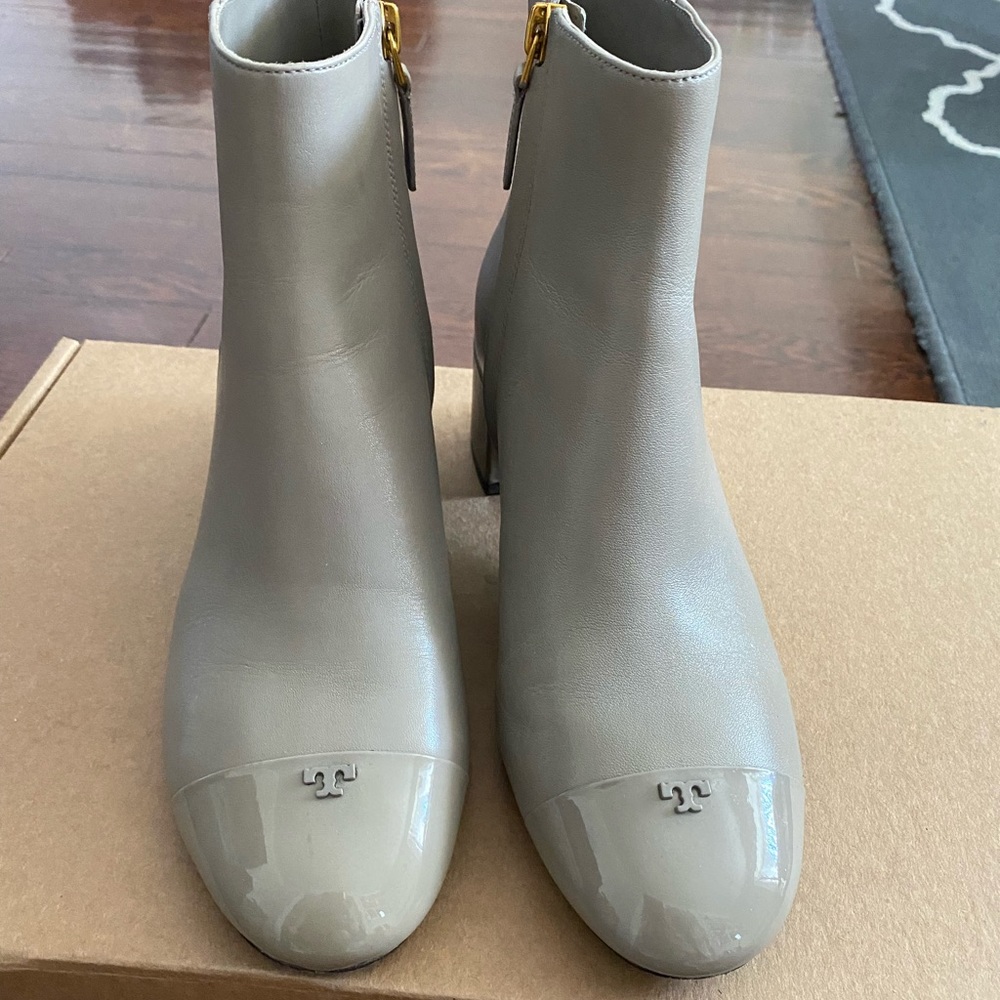 Tory Burch ankle boot
